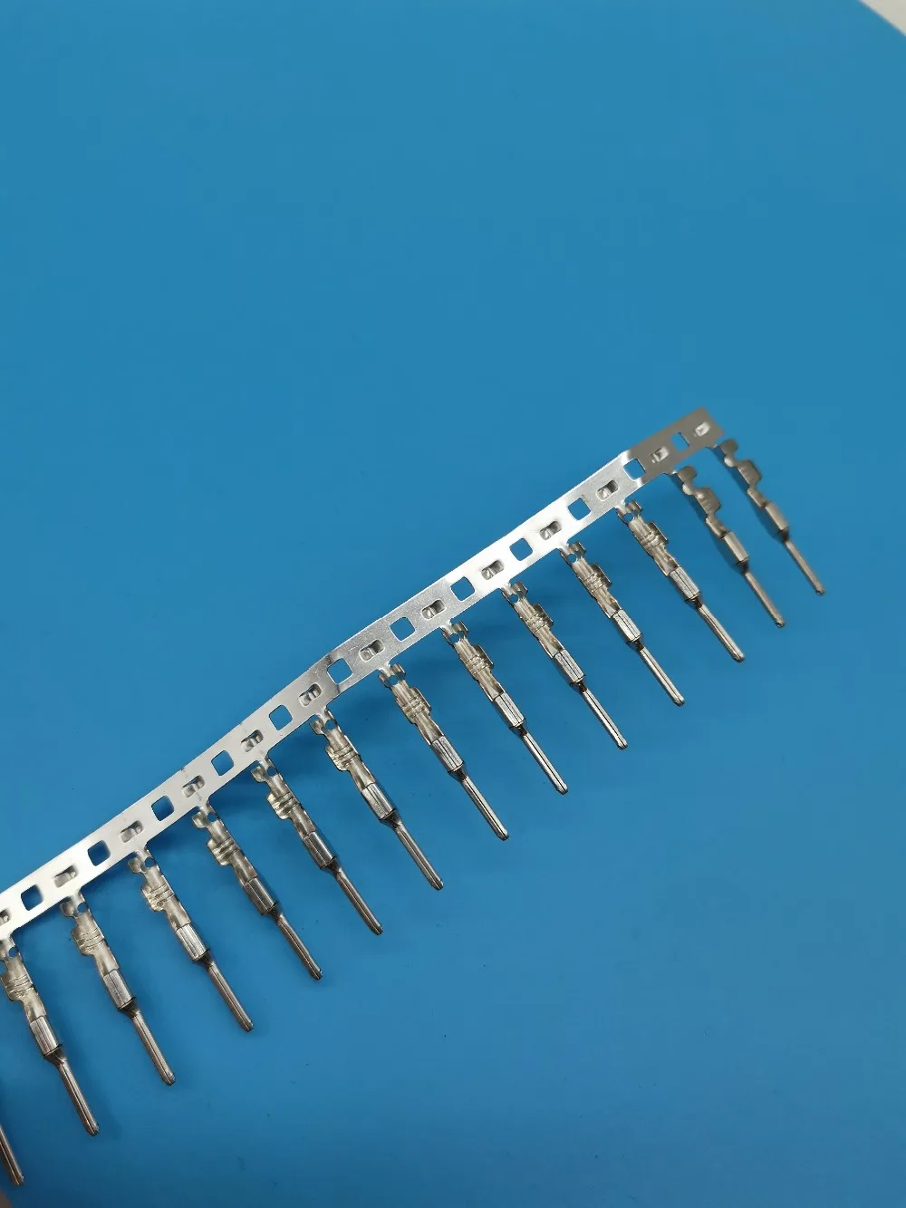 100 шт./катушка MMX150 Мужской терминал для 16-20 AWG 33000-0002