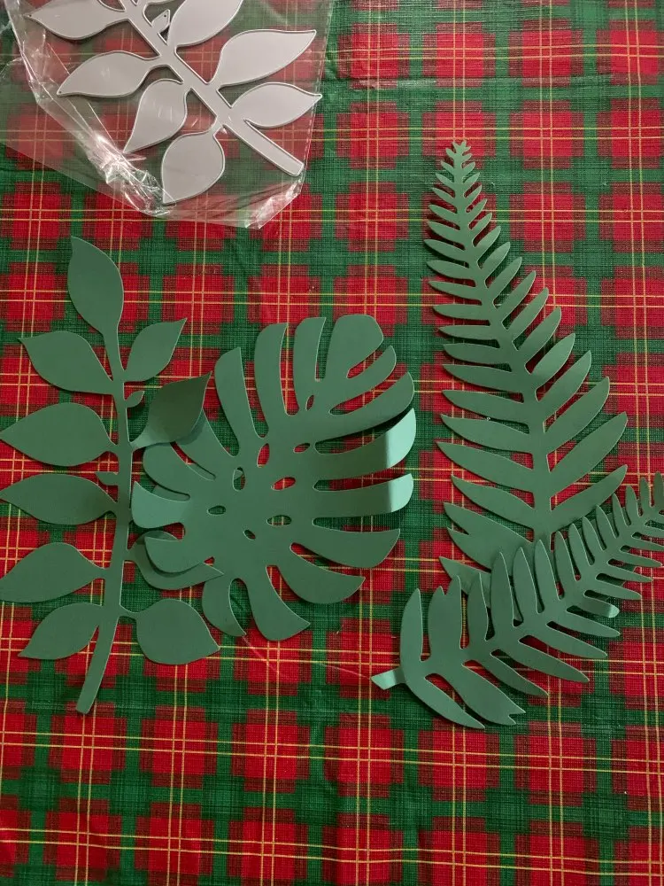 

NEW 2021 SCRAPBOOK Metal Cutting Dies For Scrapbooking Stencils BIG LEAVES DIY Album Cards Making Embossing Die CUT Cuts CUTTER
