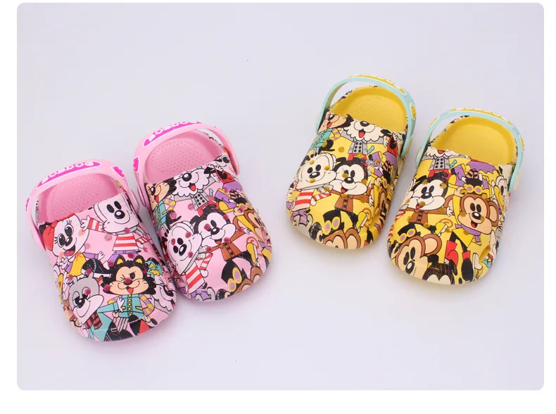 Kids Slippers Children Slippers Summer New Fashion Cartoon Prints Boys Girls House Slides Outdoor Anti-skid Beach Slippers Soft