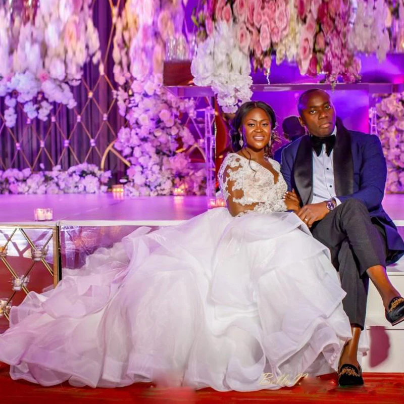 Layer Skirt Ball Gown Wedding Dresses V Neck Long Sleeve Africa Wedding Dress Appliques Puffy Country Bridal Gowns