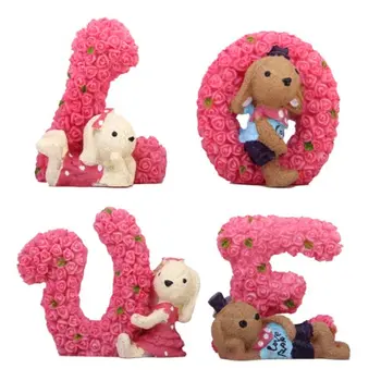 

Letters of "LOVE" Rose Pattern Rabbit Resin Home Garden Ornament Decoration
