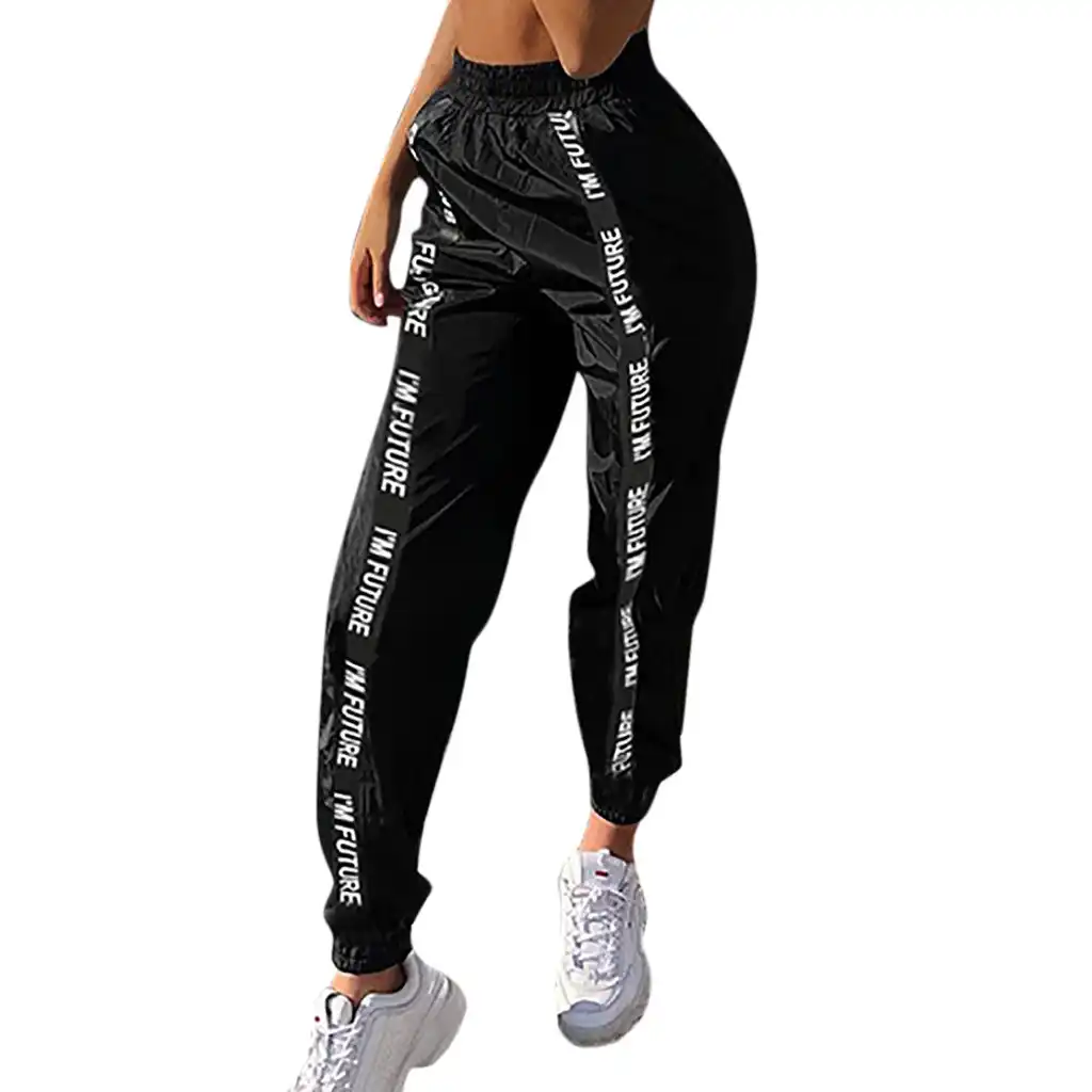 loose leggings with pockets