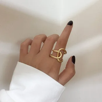 

2019 New Simpleness Personality Twisted Irregular Curve Cross Metal Ringfor Women Bangle Wedding Party Jewelry Gift
