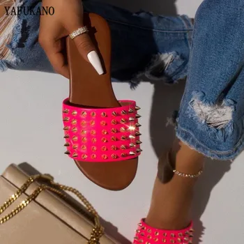 

Women Rivet Slippers Flat Casual Ladies Slides Open Toe Outside Metal Decoration Soft Beach Shoes Summer Female Footwear 2020