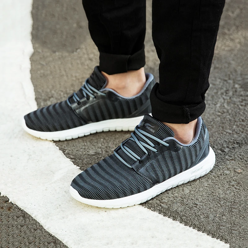 ONEMIX 2020 Men Lightweight Running Shoes Outdoors Fur Vamp Jogging Shoes Walking Sneakers Flexible Soft Breathable Sports Shoes
