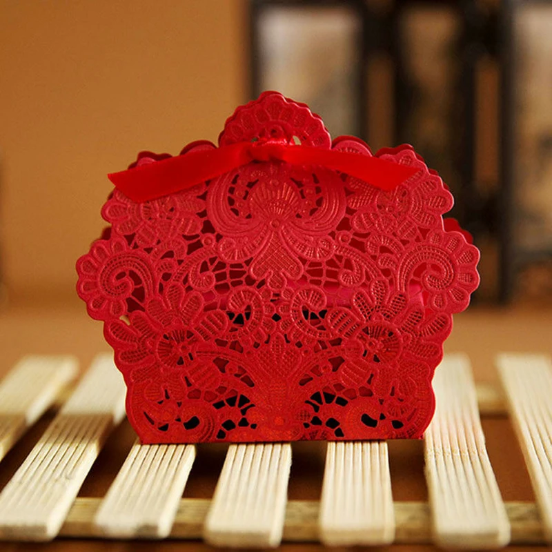 

50PCS Hollow Paper Box W/ Bow For Party Gift Wedding Favors Candy Packing Candy Bags For Guests Wedding Decoration
