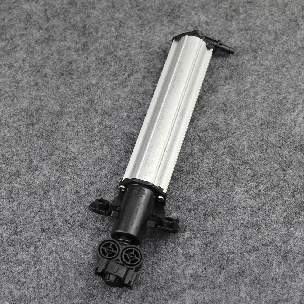 30784345 30784344 Left / Right /Pair Headlight Wiper Washer Nozzle Jet Cylinder For Volvo S60 2011 2012 2013 30784344