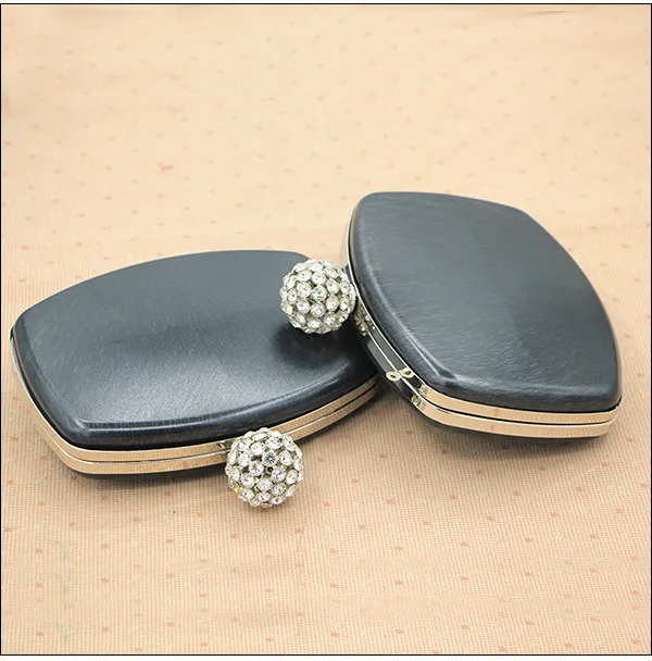 TB2UiGAwl8kpuFjSspeXXc7IpXa_!!693628156