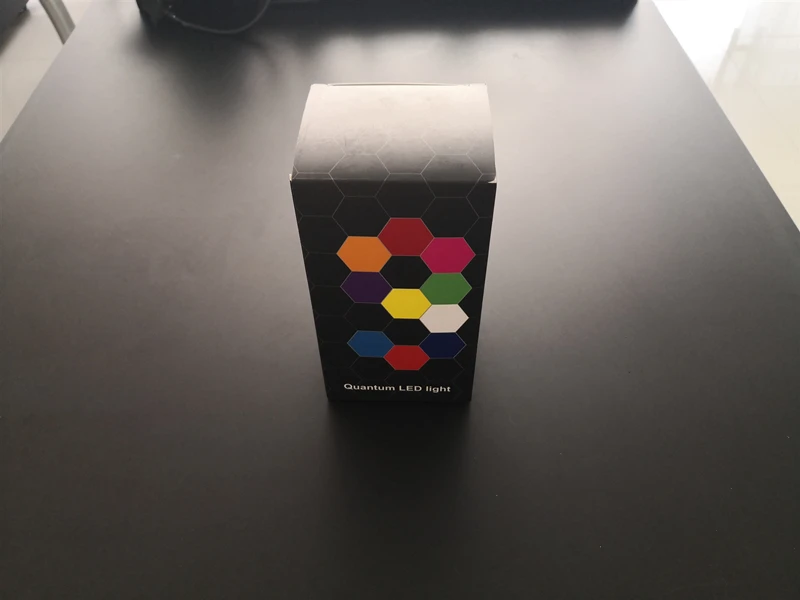 Современный фоновый настенный моделирующий светильник USB проводка Сенсорная лампа сотовая Очаровательная Квантовая лампа веб-спальня знаменитостей с пультом дистанционного управления