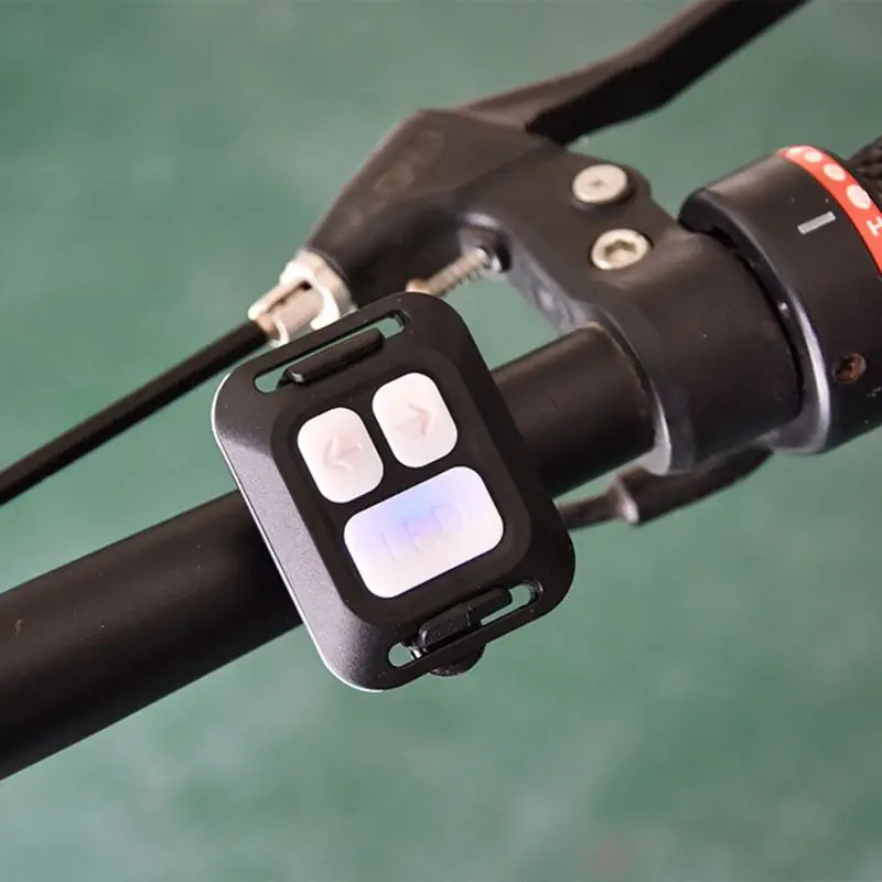 

Smart Turn Signal Bike Cycling Tail Lights USB Rechargeable Bicycle Rear Light