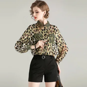 

Shorts 2 Piece Set Women Office Lady 2020 Spring Fashion Long sleeve Turndown collar Printed Top + Black Shorts Two Piece Set