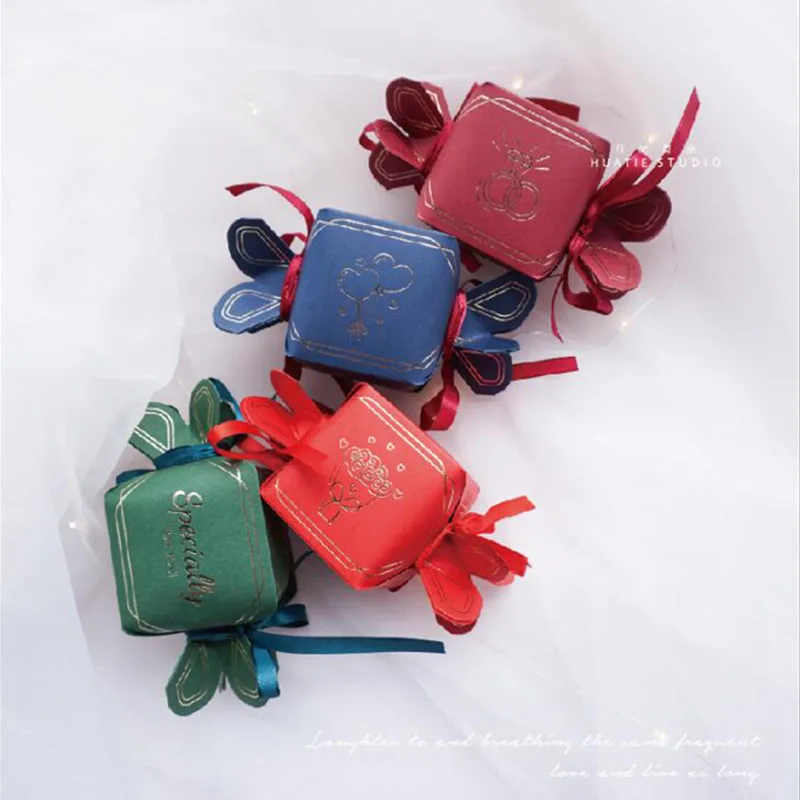 

2019 New Fishtail Candy Box Wedding&Engagement Gift for Guests Souvenirs Wedding Favors Candy Box Packaging Party Supplies 50pcs