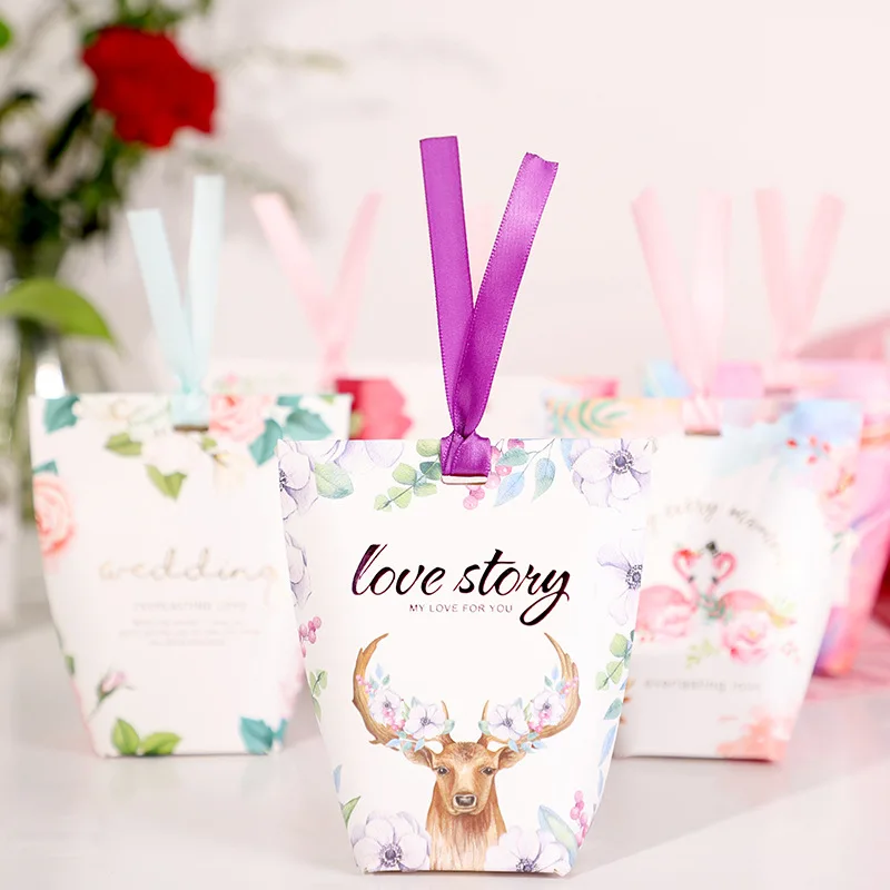 

Paper Candy Boxes Sweet Wedding Favors Gift Box Packaging Chocolate Gifts Bags With Ribbon Handles Present Bag Handbag Shape Love Party Decoration
