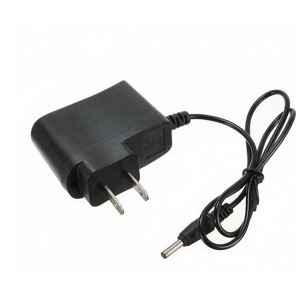 Universal Smart Battery Charger with EU/US Plug for Rechargeable Batteries and LED Flashlights