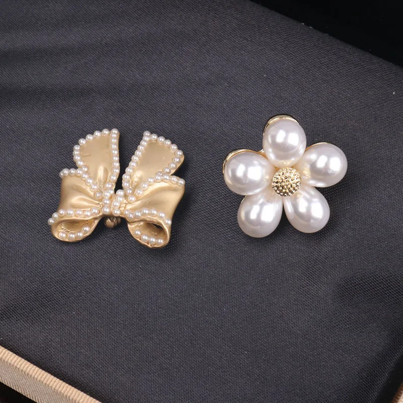 

Bow Pearl Brooch Europe And America New Style Delicacy Fashion Network Red Combination Corsage Suit Cool Accessories Multi Purpo