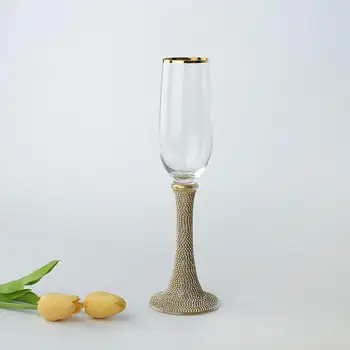 

Wedding Champagne Glass Gold Shinning Diamond Decorated Wedding Toasting Glass For Bride And Groom Home Drinkware Wine Goblet
