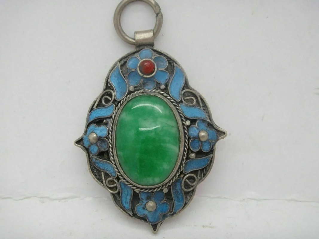 

Chinese Handwork Tibet-silver Inlay Old Green Jade Cloisonne Blue Flower Pendant for Women Men Fashion Accessories