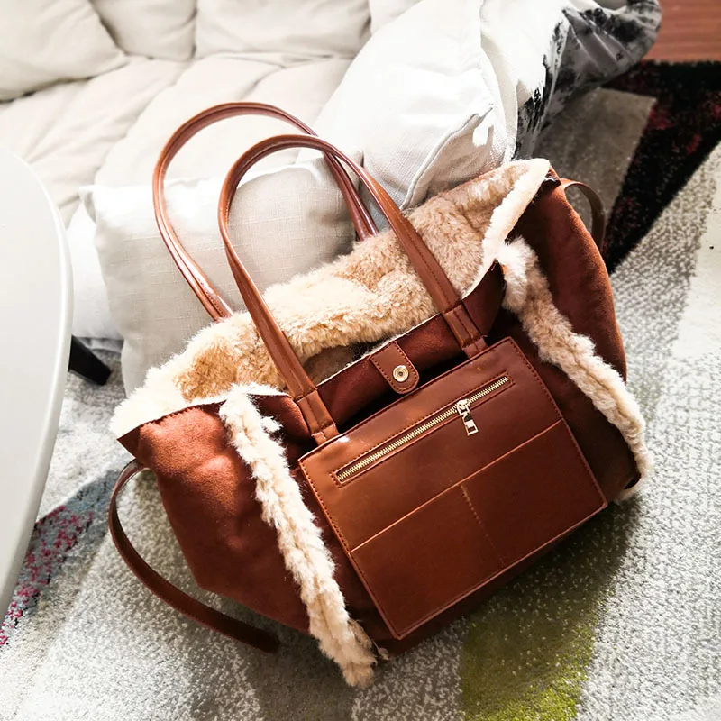 Tanie Moda 2019 jesień i zima torby Crossbody dla kobiet sprzęgła wełny luksusowe Messenger torby jagnięcina włosy łańcuch torba na ramię