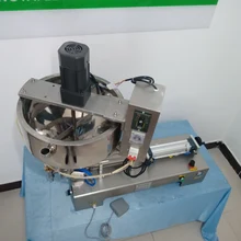 Полуавтоматическая поршневая пневматическая машина для наполнения с одной головкой и управлением ногами из нержавеющей стали