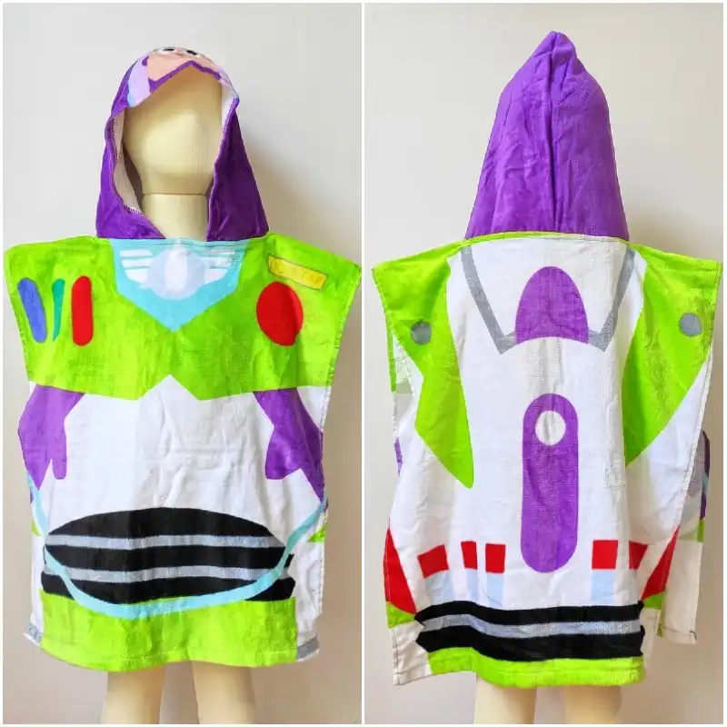 woody hooded towel