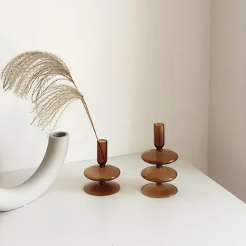 

Small Brown Vintage Candlestick Glass Creative Romantic Candle Holder Simple Restaurant Soporte Vela Home Decoration MM60ZT