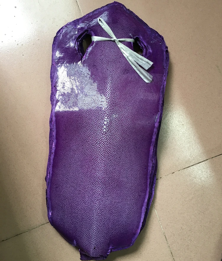 Кожа кожа крупнозернистая большой размер натуральный Manta Ray рыбья фиолетовая |