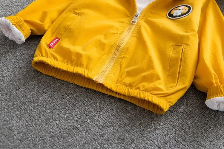 Осенняя куртка для мальчиков детская одежда для маленьких мальчиков на весну и осень, повседневное пальто в Корейском стиле для маленьких девочек