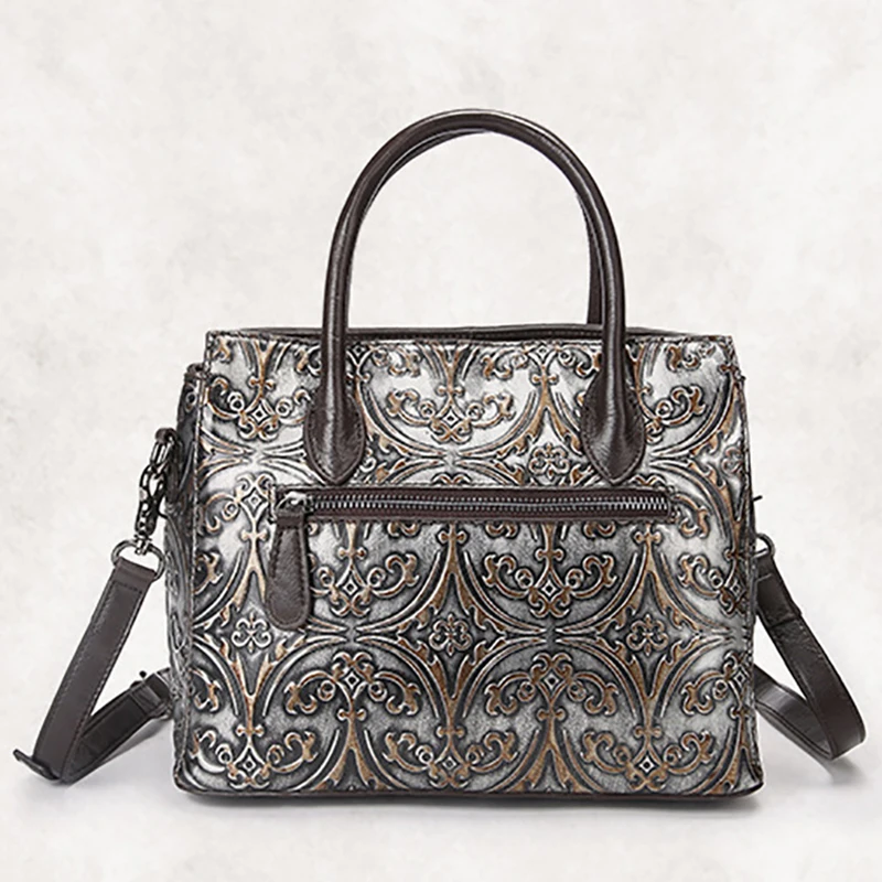 BMW086Silver Coffee02