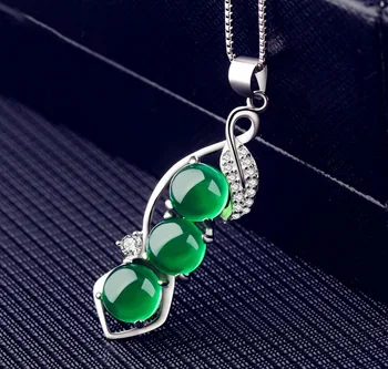 

CHINESE NATURAL GREEN JADE CHALCEDONY PEAS PENDANT 925 SILVER NECKLACE HAND-CARVED FASHION CHARM JEWELRY AMULET FOR WOMEN GIFTS