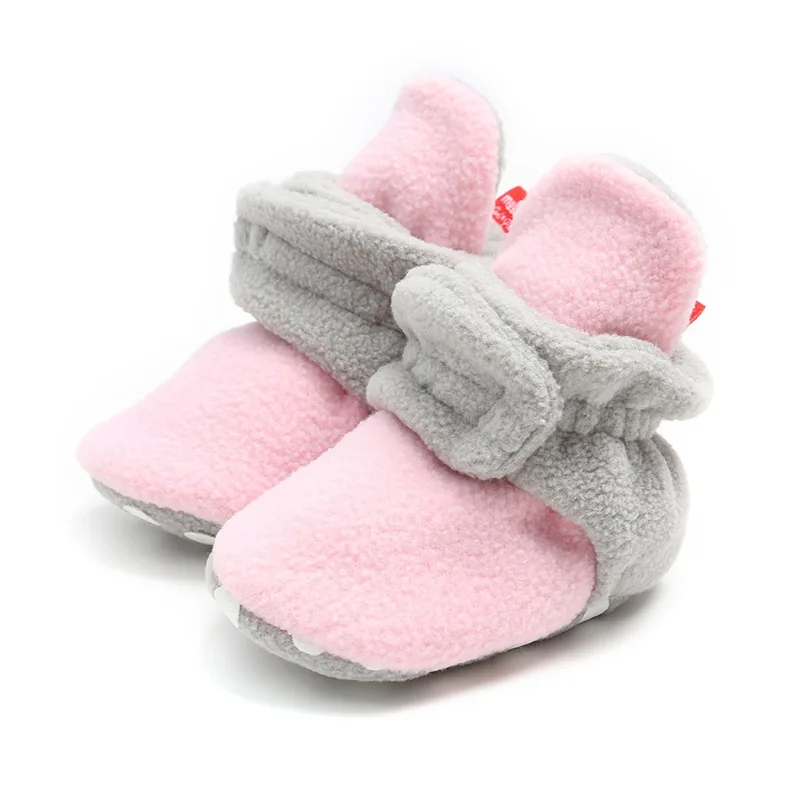 Non-Slip унисекс, однотонный зимние замшевые сапоги; теплые детские пинетки для новорожденных; обувь для мальчика, на мягкой подошве, для Дети Ботинки для девочки - Цвет: Pink Gray