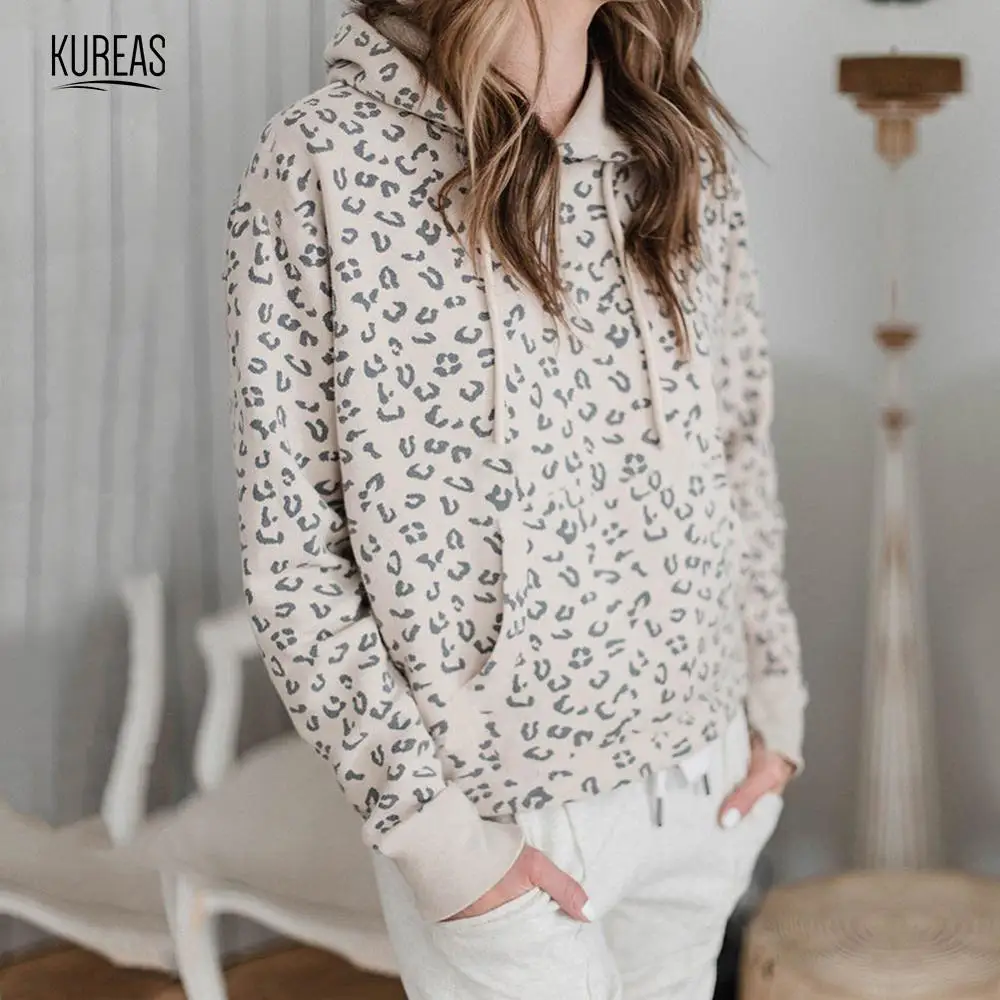 

Kureas Women Hoodies Winter Autumn Pullover Fashion Leopard Printed Hooded Sweatshirts Casual Long Sleeve Tops with Pocket