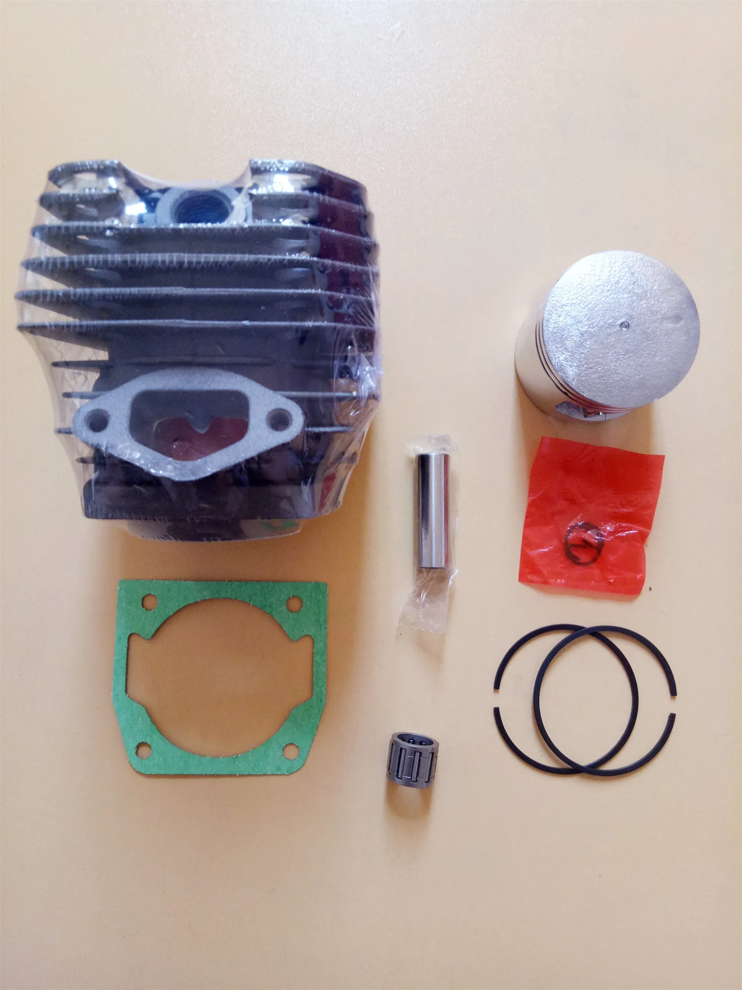 G4500 CYLINDER KIT 43MM W/ GASKET FITS ZENOAH G455 AVS 4500 45CC ZYLINDER PISTON RING PIN CLIPS ASSEMBLY CHAIN SAW PARTS G4500 CYLINDER KIT 43MM W/ GASKET FITS ZENOAH G455 AVS 4500 45CC ZYLINDER PISTON RING PIN CLIPS ASSEMBLY CHAIN SAW PARTS