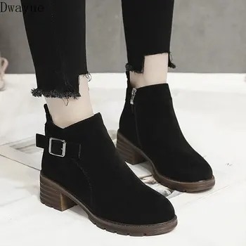 

Women's booties 2019 autumn and winter new high-heeled thick with ins Martin boots female short tube net red slim boots