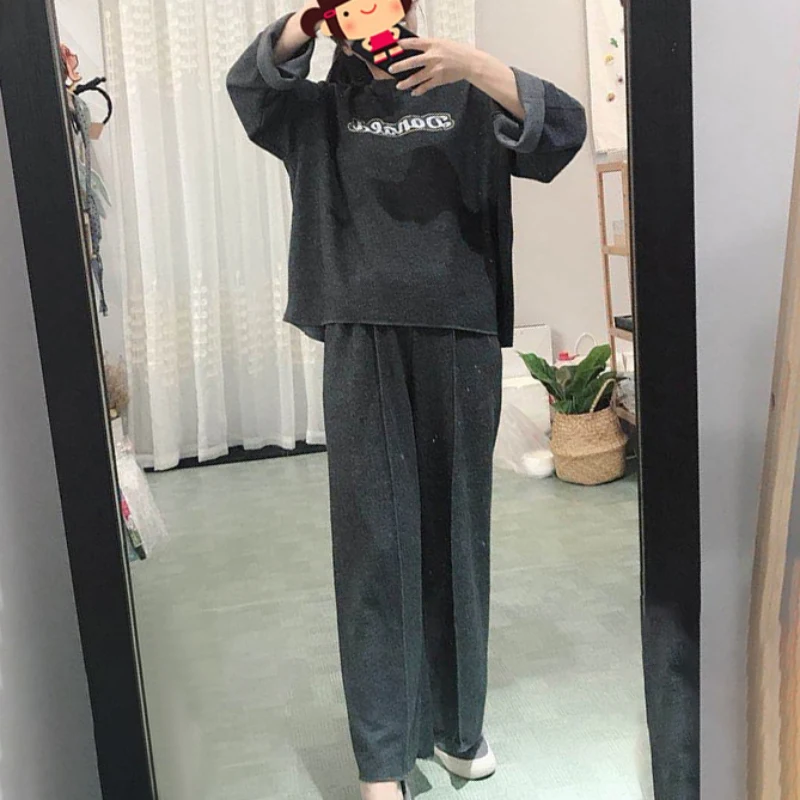 Gray Ladies Autumn Winter Comfy Pajamas Loose Two Pajamas Suit Home Service Letter Printing Simple Long-sleeved T-shirt+ Trousers - Цвет: Gray