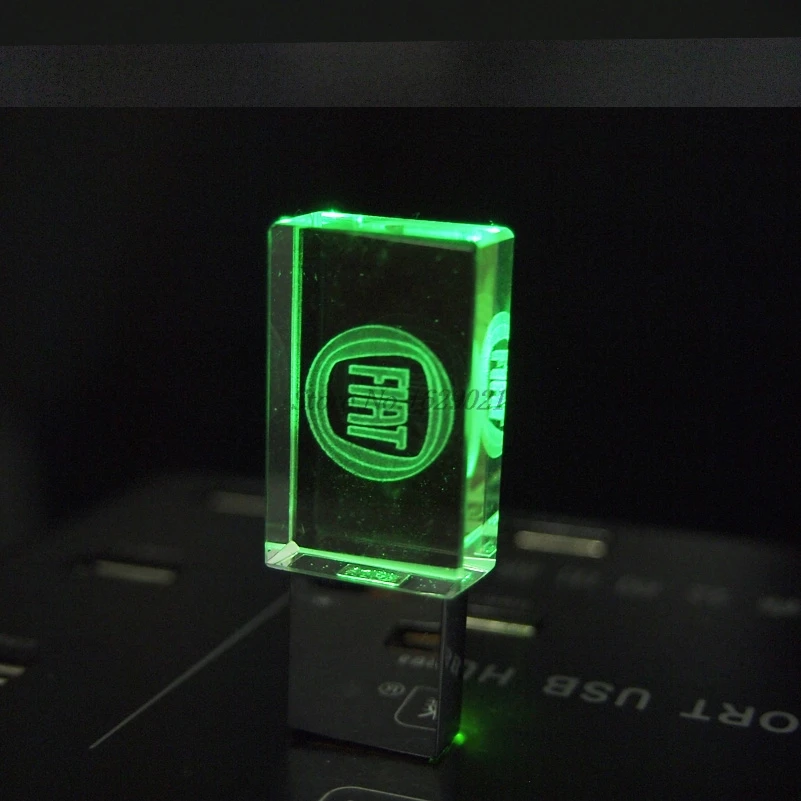 Unidad Flash USB de cristal para coche FIAT, Pendrive con Logo, LED128GB, 64GB, 8GB, 16GB, 32GB, 4GB, 2020, regalos de negocios, novedad de 2,0