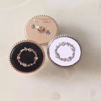 

1 lot=10 pieces sewing accessories high-grade gold metal buttons letter Famous foreign trade button 20MM CC89