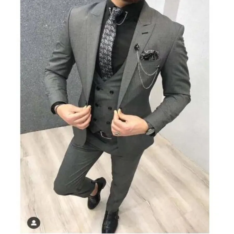 Slim Fit Best Man Suit Charcoal Grey Groomsman Men's Wedding/Prom 3 Piece Suits 
