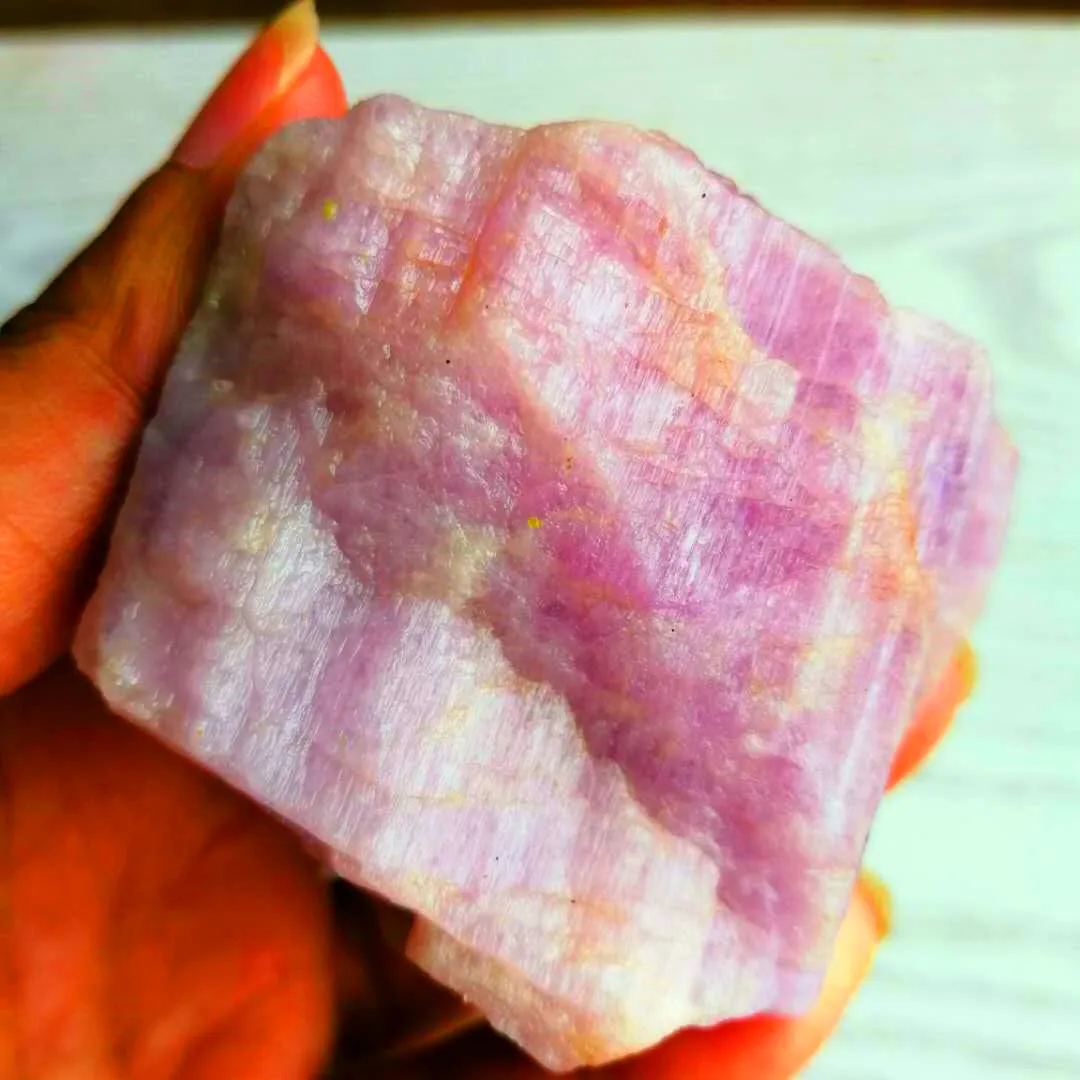 Natural Kunzite Quartz Crystal Spodumene Rough Mineral Stones Healing Decor Natural Stones and Minerals