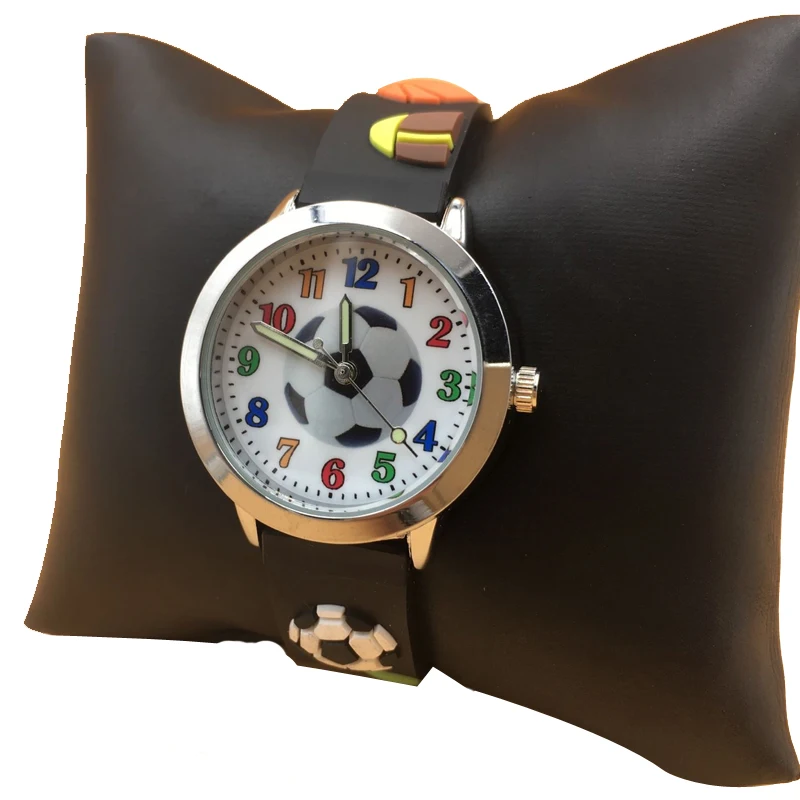 high quality free drop shipping new 2020 hot fashion kids watches jelly silicone football watch girl students wristwatches (22)