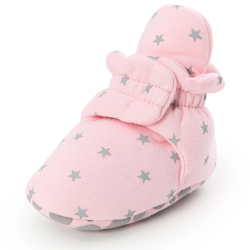 Носки для маленьких мальчиков и девочек; обувь для малышей; однотонные ботиночки для малышей; хлопковые зимние мягкие Нескользящие теплые ботинки для новорожденных; Мокасины - Цвет: star pink