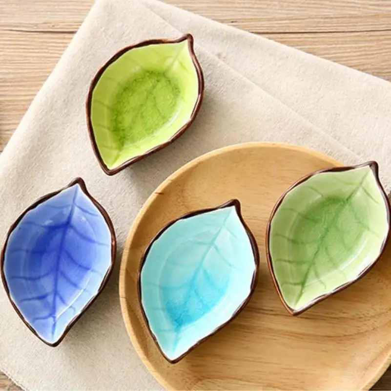 

4 Sets of Leaf-shaped Ceramic Small Dish Kitchen Multi-purpose Seasoning Dish Ice Crack Glaze Seasoning Sauce Vinegar Tableware