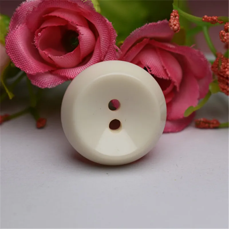Description Picture 3 of itemResin Two Eyes Extra-Large Buttons for Women, Red, Black, White, Yellow, Trench Coat, Woolen Clothes