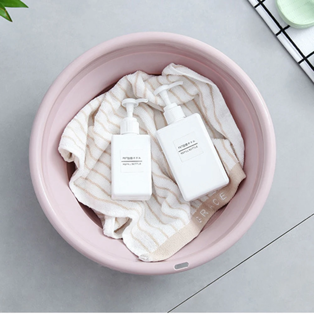 9836547239_992659750