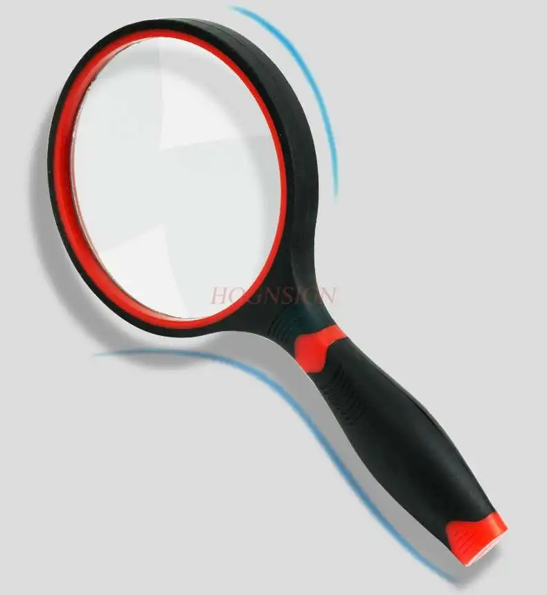 

Holding a magnifying glass 10 times for the elderly to read and observe the plant student portable identification