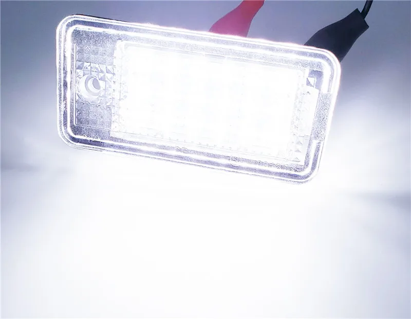 Светодиодный номерной знак светильник Led лампы подсветки номерного знака для Audi A3 A4 A6 C6 S3 S4 B6 B7 S6 A8 S8 Rs4 Rs6 Q7