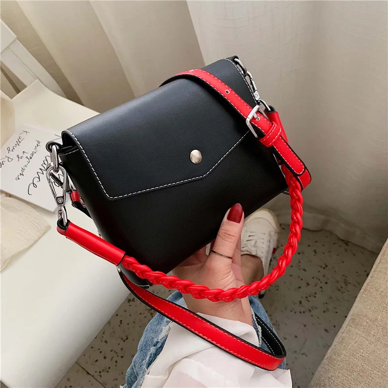 

New Simple Retro Small Square Packed Twisted Braided Handbag with Single Shoulder Slanting Braid for Women's Bag in 2019