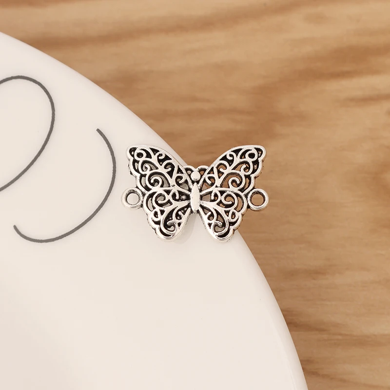 

50 Pieces Tibetan Silver Butterfly Connector Charms for Bracelet Jewellery Making Accessories 20x14mm