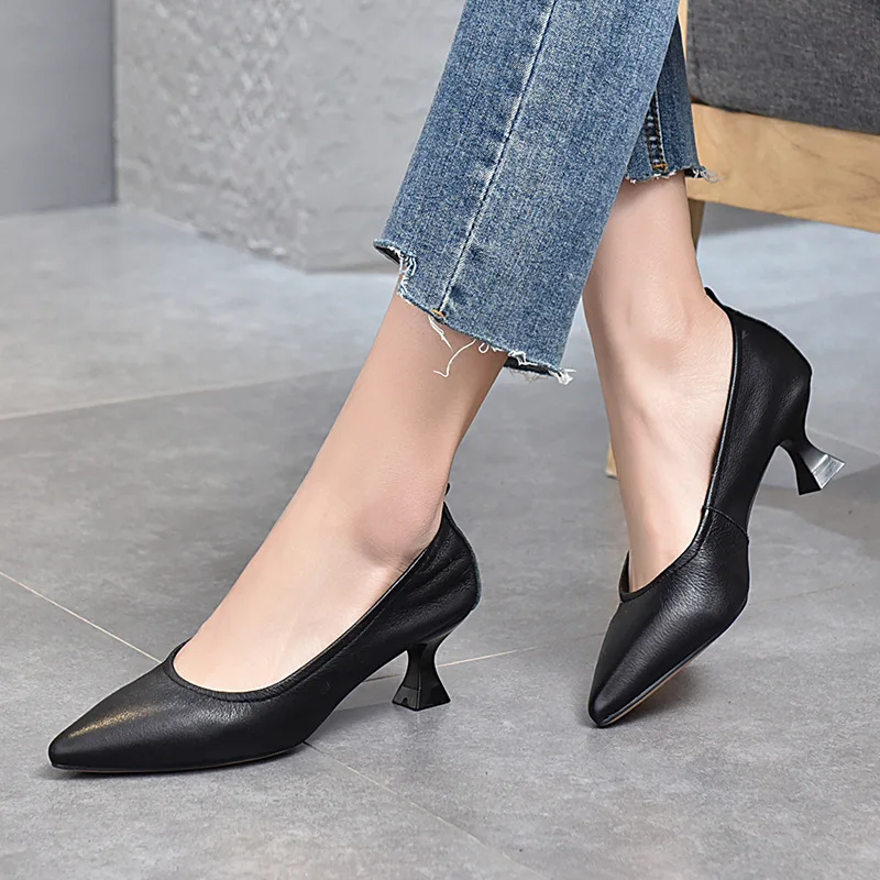 

2021 Spring New Genuine Leather Women's Shoes Pointed Toe Pumps Commuter Low-top Single Toe Layer Cowhide Mid-heel Work Shoes