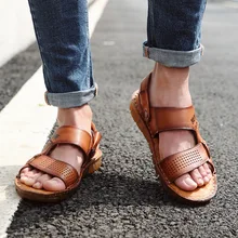 Летние сандалии; Мужские Кожаные Классические римские сандалии; коллекция года; шлепанцы; уличные кроссовки; пляжные резиновые Вьетнамки; Мужская обувь для водного туризма; 20