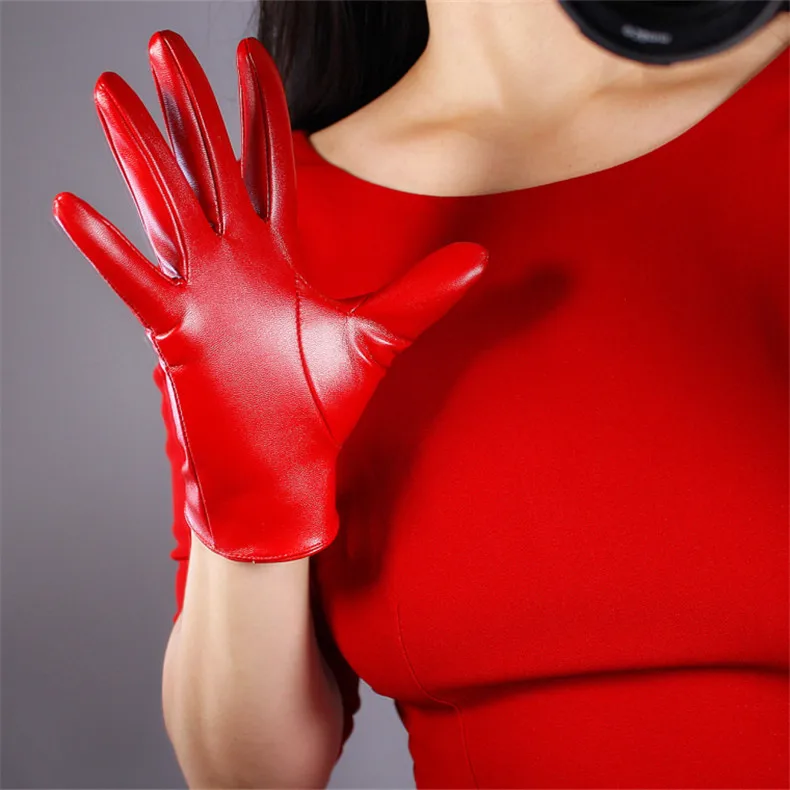 Ultra Short Leather Gloves 13cm Emulation Leather Imitation Sheepskin PU Unlined Female Christmas Red Women Gloves WPU126